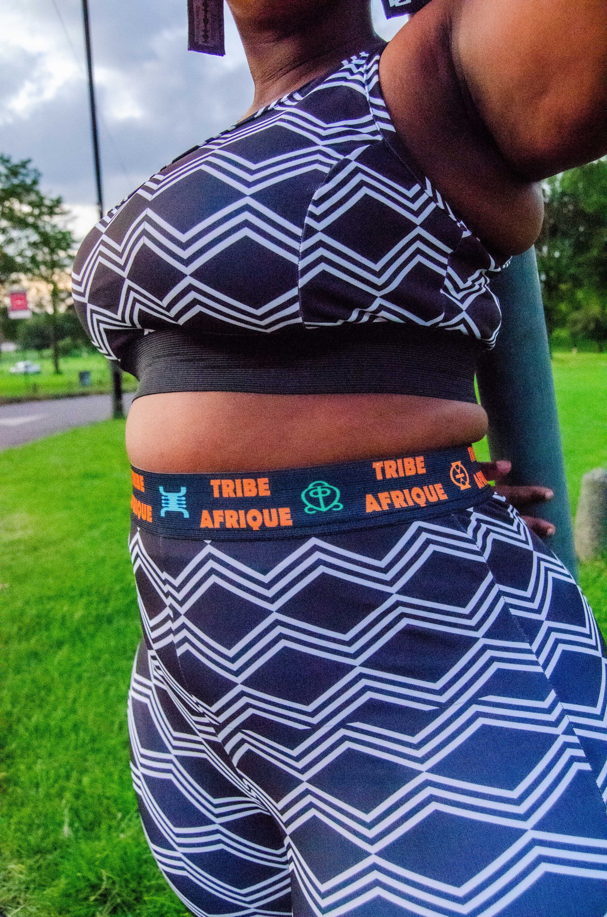 Xhosa Shorts [Short Leggings] Tribe Afrique