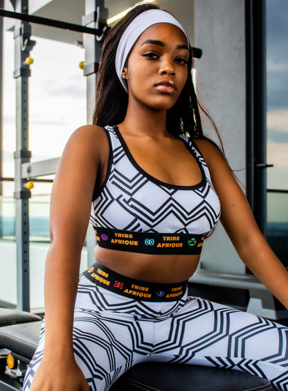 White Xhosa sports Bra Tribe Afrique