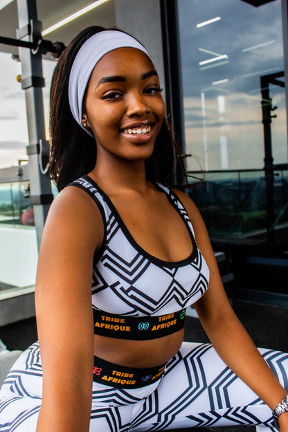 White Xhosa sports Bra Tribe Afrique