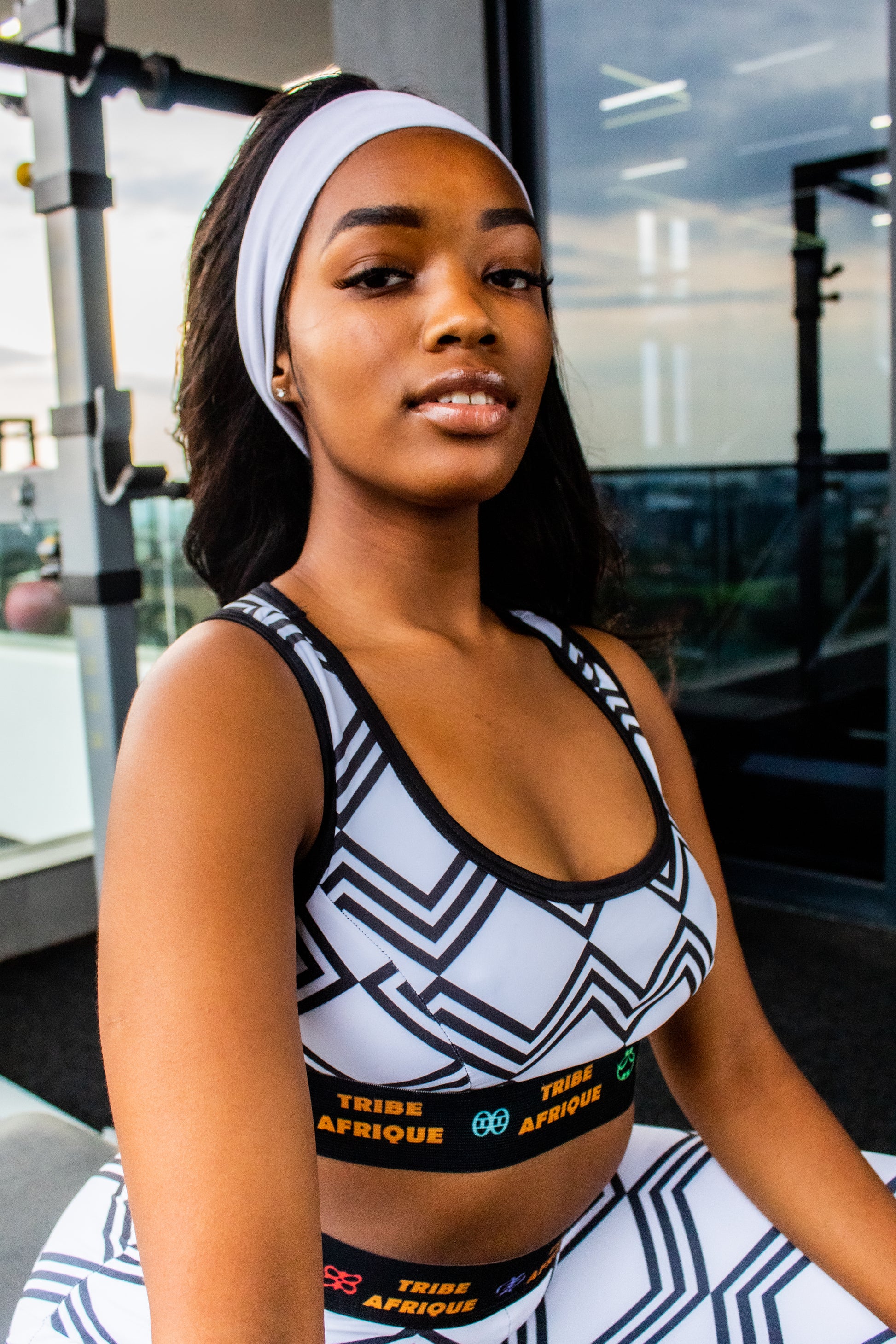 White Xhosa sports Bra Tribe Afrique