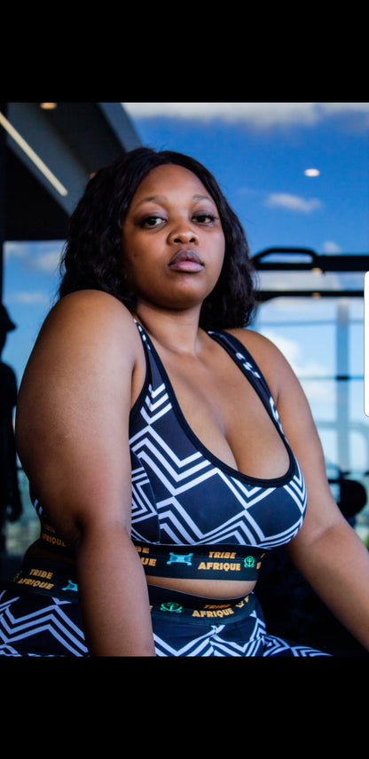 Black Xhosa sports Bra Tribe Afrique